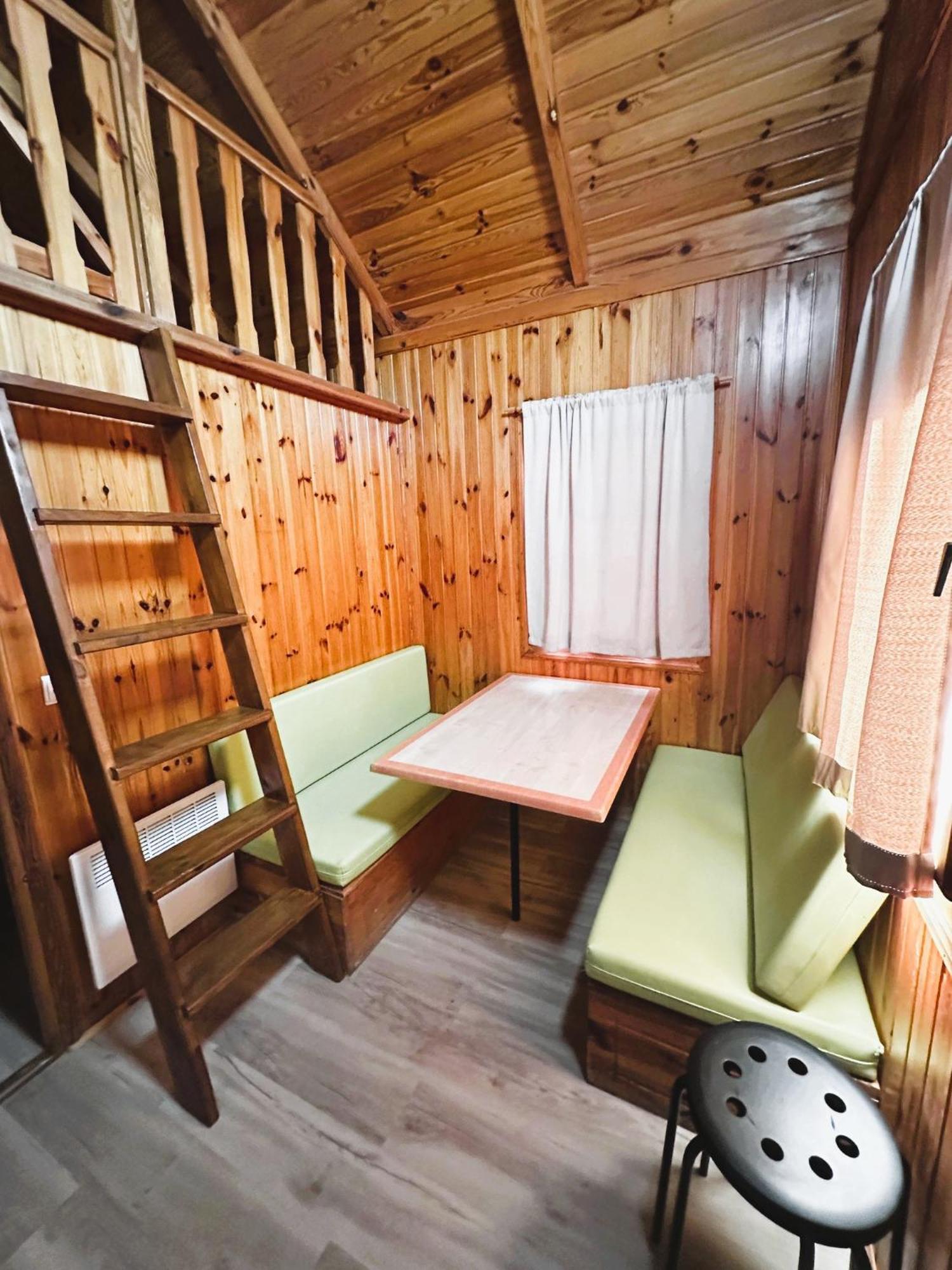 Camping Riera Merles Borreda Ngoại thất bức ảnh