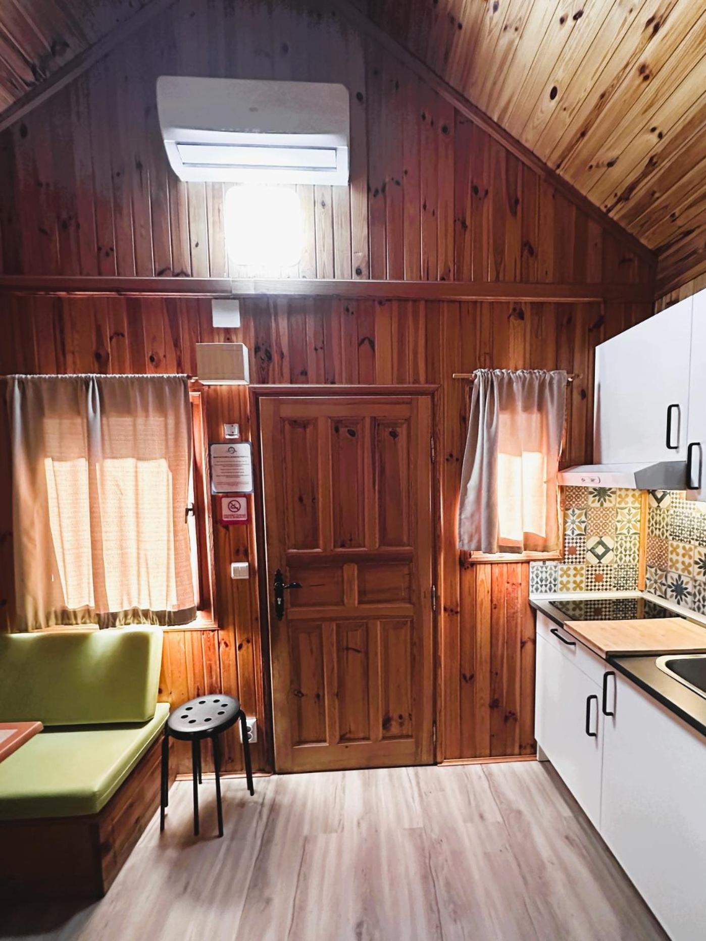 Camping Riera Merles Borreda Ngoại thất bức ảnh