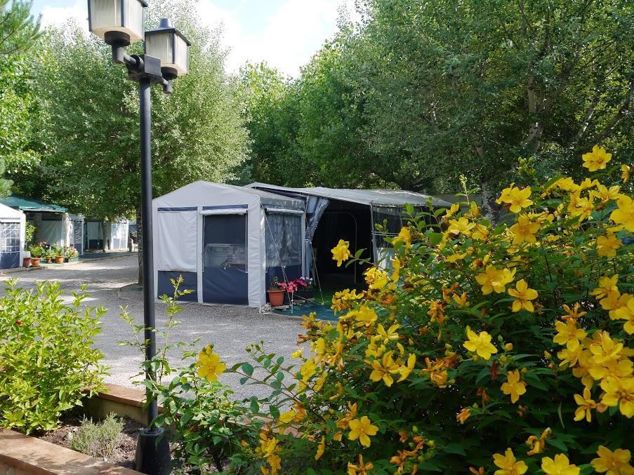 Camping Riera Merles Borreda Ngoại thất bức ảnh